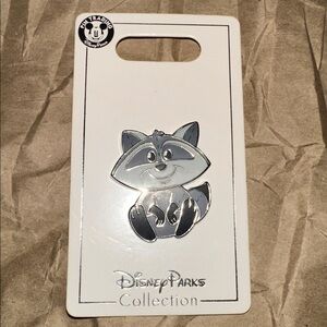 Pixie Plush Meeko Disney Pin